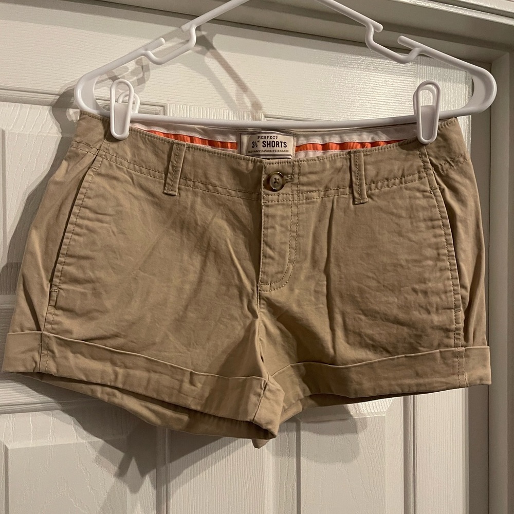 Old Navy Khaki Shorts Size 2